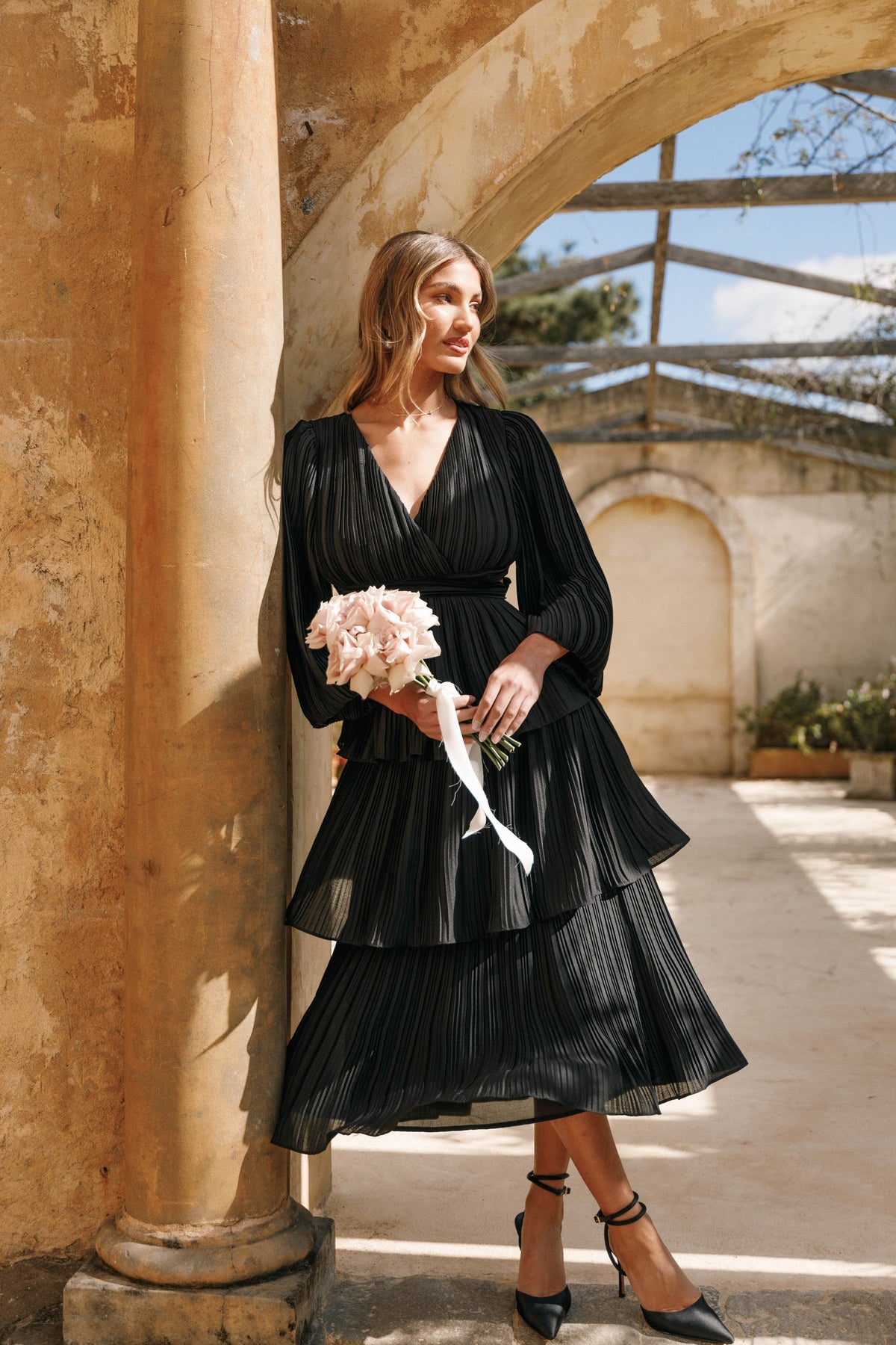 PIppa Long SLeeve Midi Dress - Black