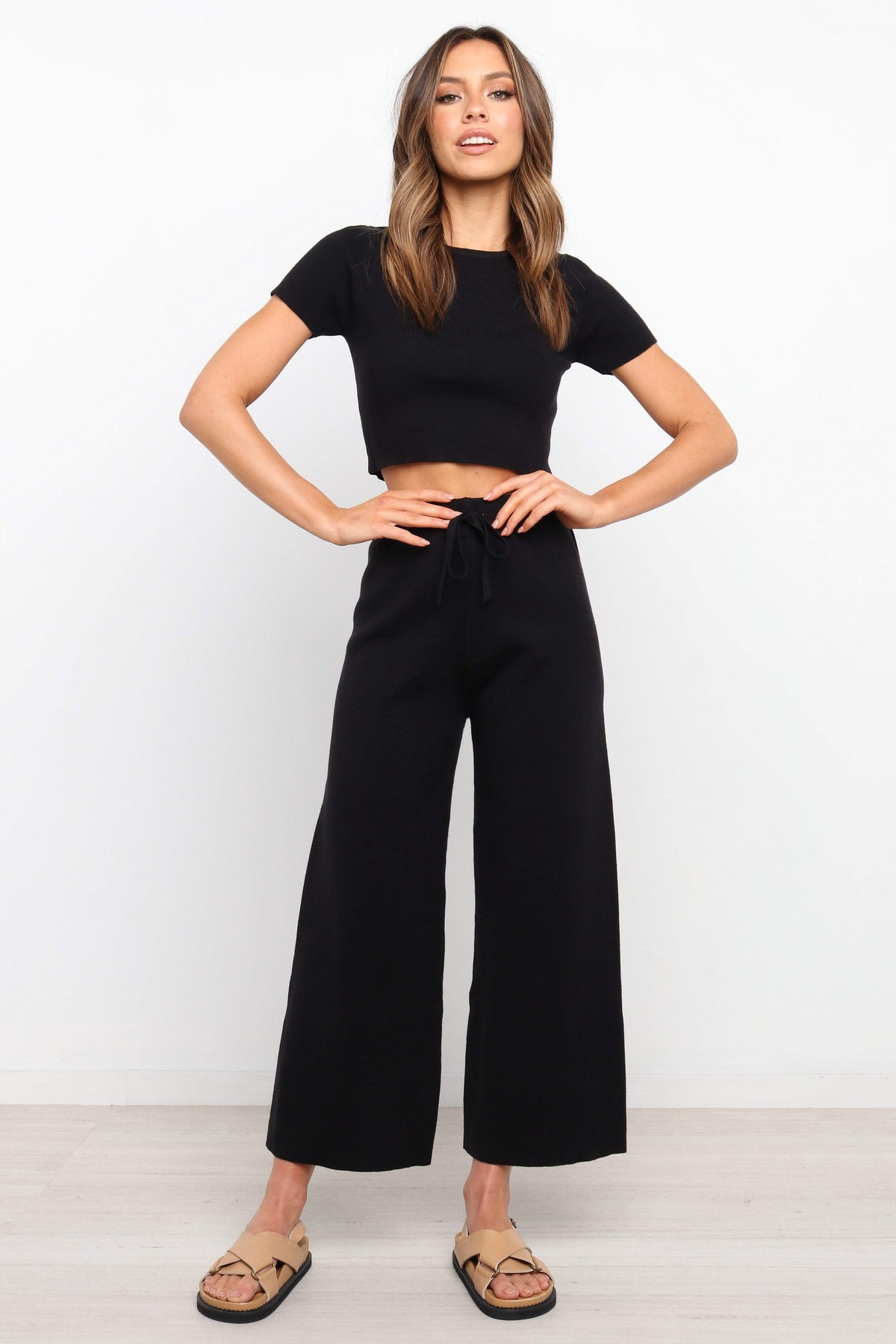 Ayers Set - Black