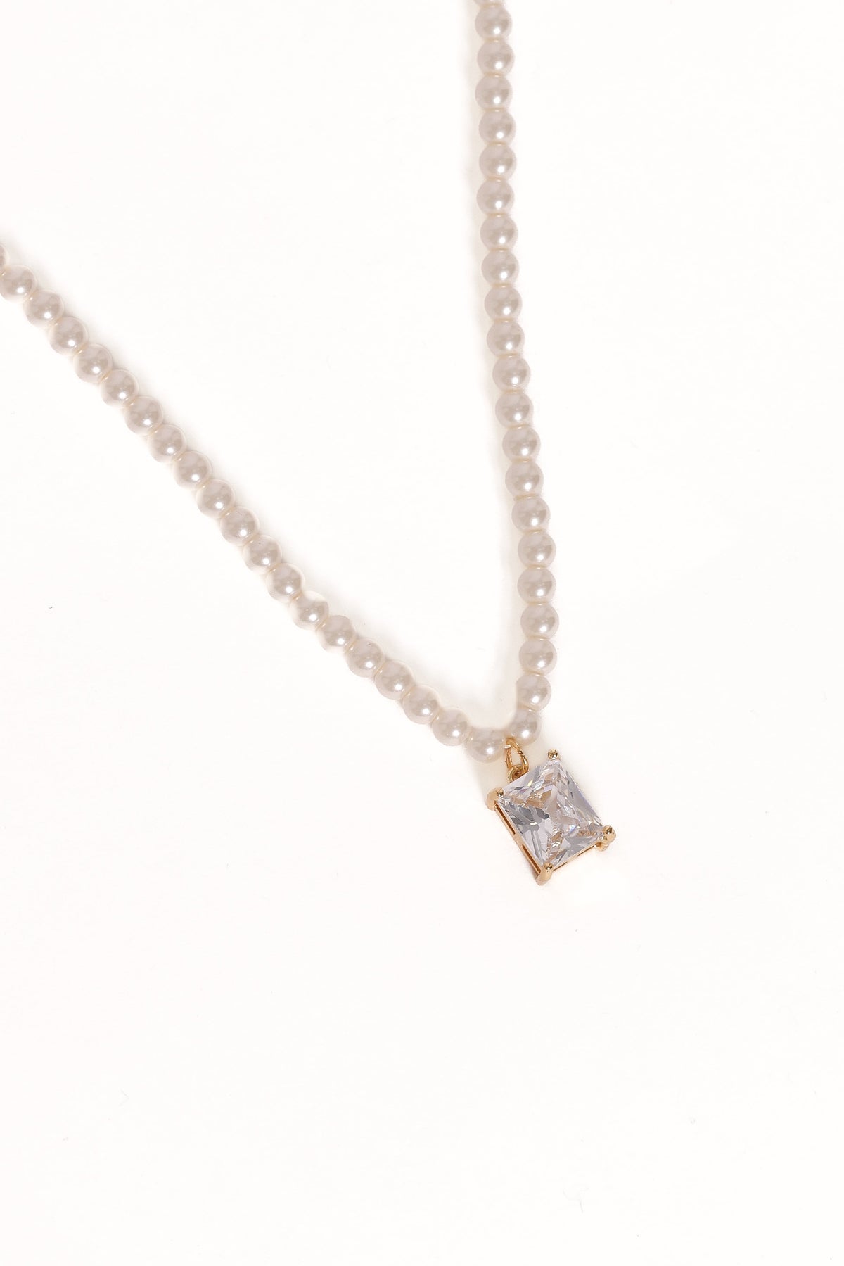 Isobel Necklace - Pearl