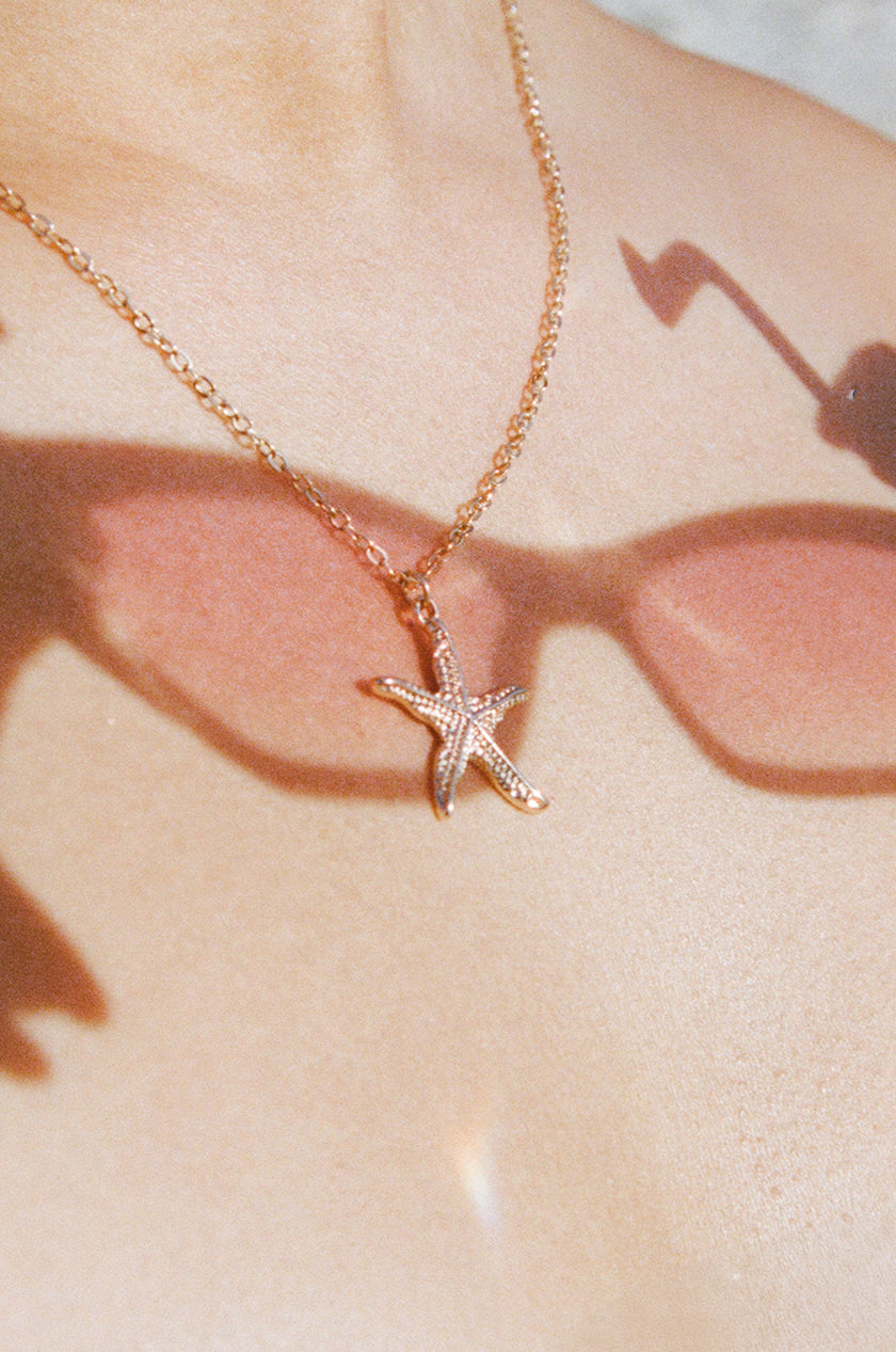 Starfish Necklace - Gold