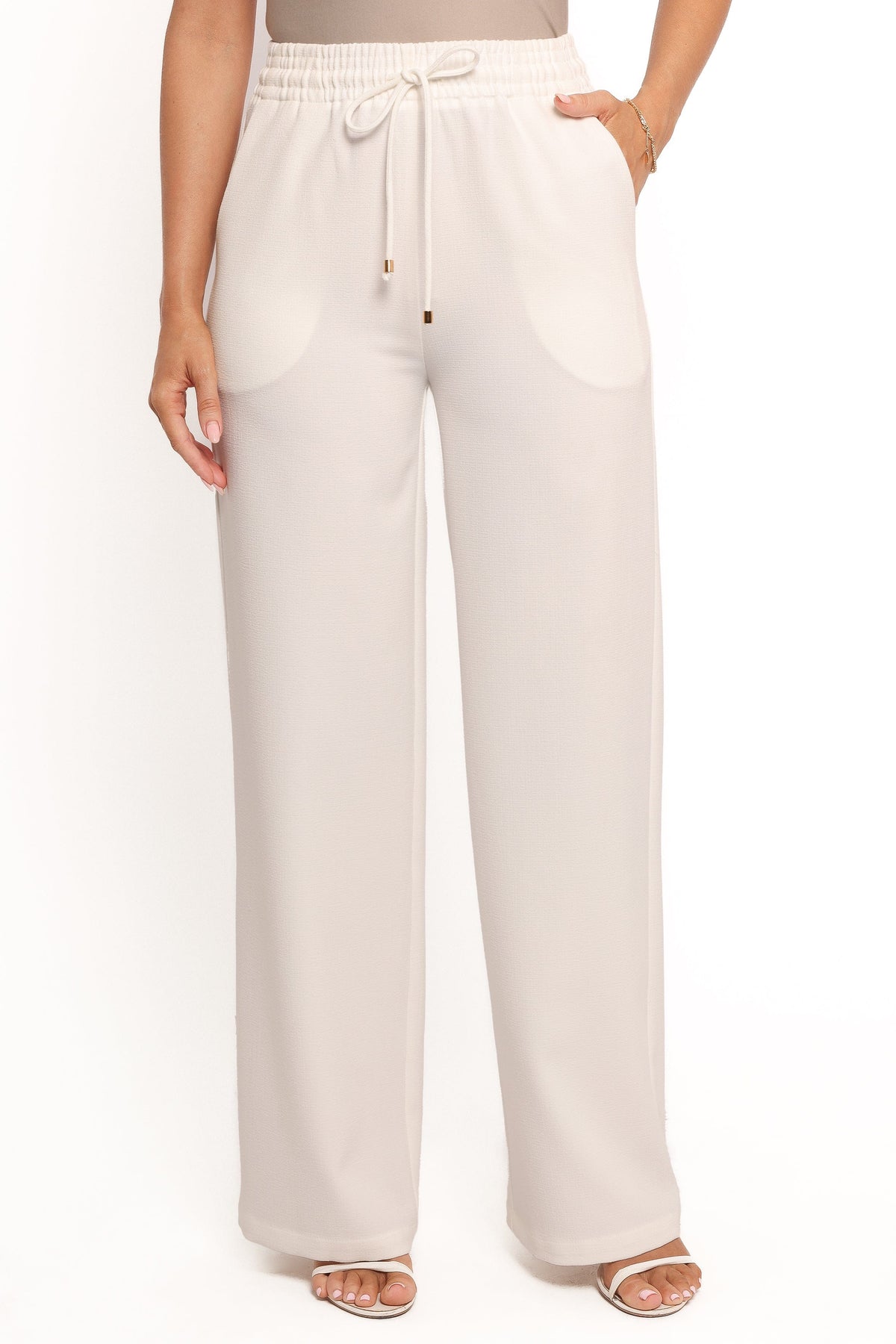 Cinch Wide Leg Crepe Pant - White